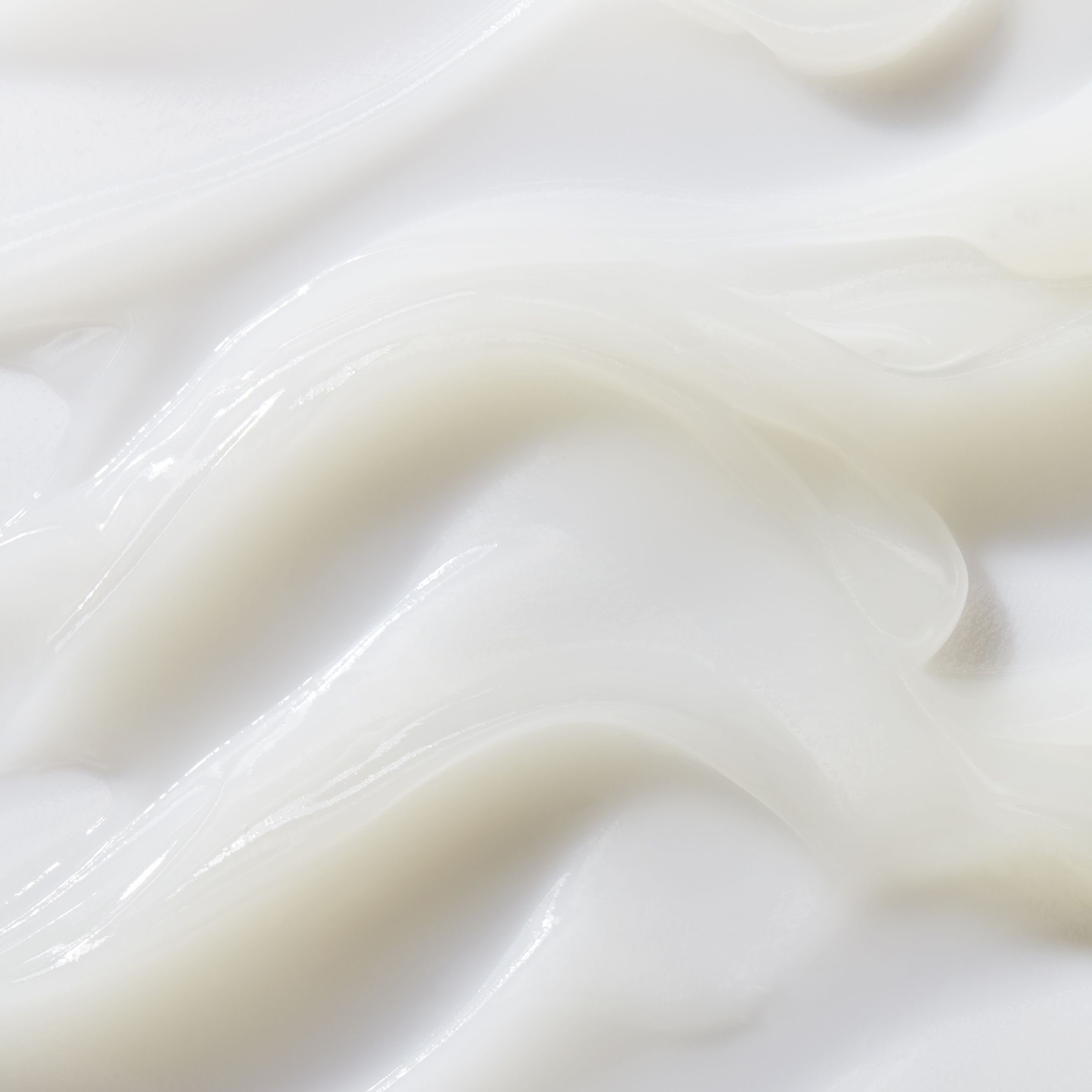 Clearly Corrective Brightening & Smoothing Nemlendirici Tedavi
