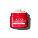 Kiehl’s Ultra Facial Meltdown Recovery Cream Whip'in kırmızı kavanozu, 50 ml boyutunda, cırpılmış krema dokusu sergiliyor.