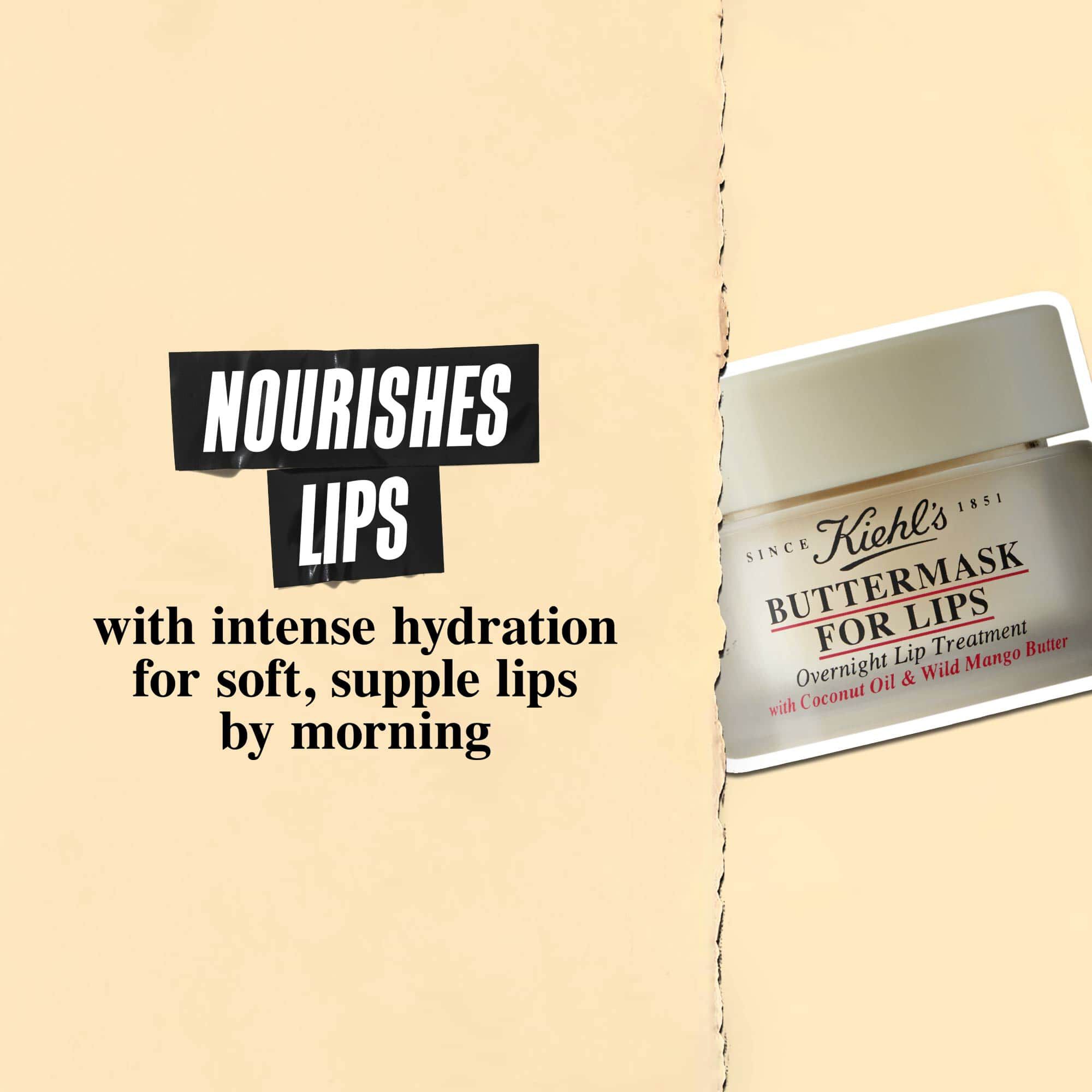 Bir grafik, sol tarafta "DUDAKLARI GECE BOYU YUMUŞAK VE DOLGUN HALE GETİREN YOĞUN NEMLENDİRMEYLE BESLER" yazan bir metin kutusunu, sağ tarafta ise Kiehl's Buttermask for Lips kavanozunu iceriyor. Tum gorsel, bej bir zemin uzerinde yer alıyor.