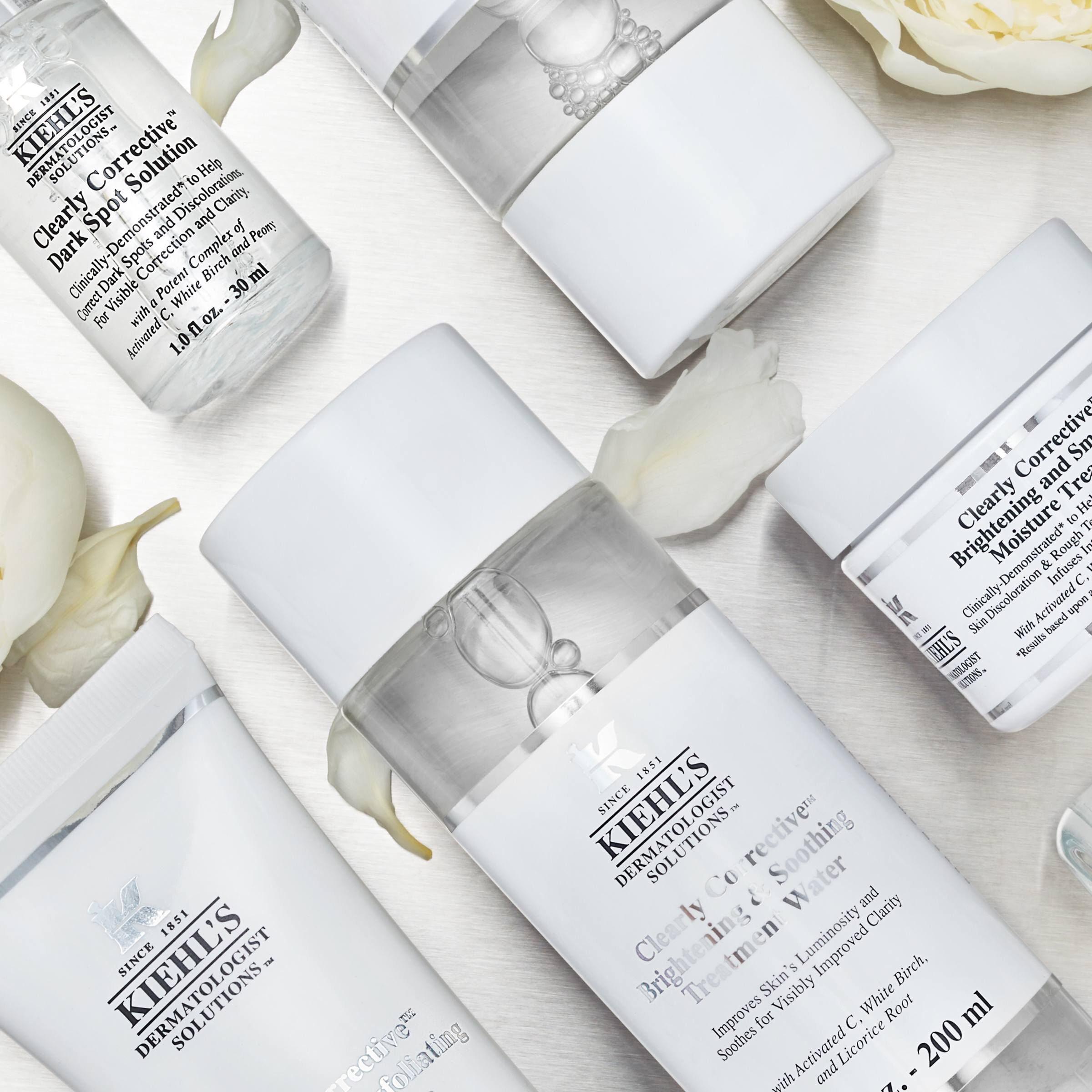 Clearly Corrective™ Aydınlatıcı ve Yatıştırıcı Bakım Suyu