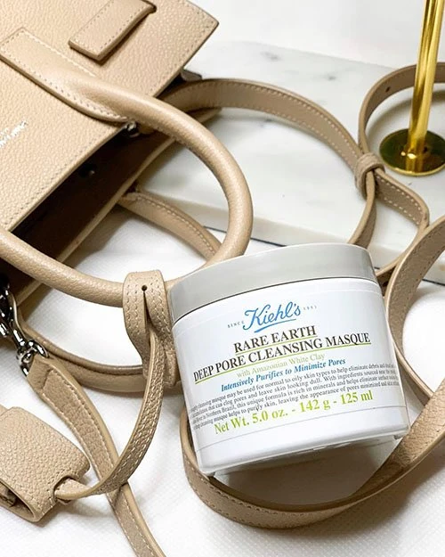 https://www.kiehls.com.tr/media/kiehls_blog_images/19-06/12/taiwan-regram-b3autyv-rare-earth-masque.webp