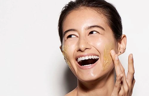 https://www.kiehls.com.tr/media/kiehls_blog_images/19-07/24/calendula-mask-1563976711.webp